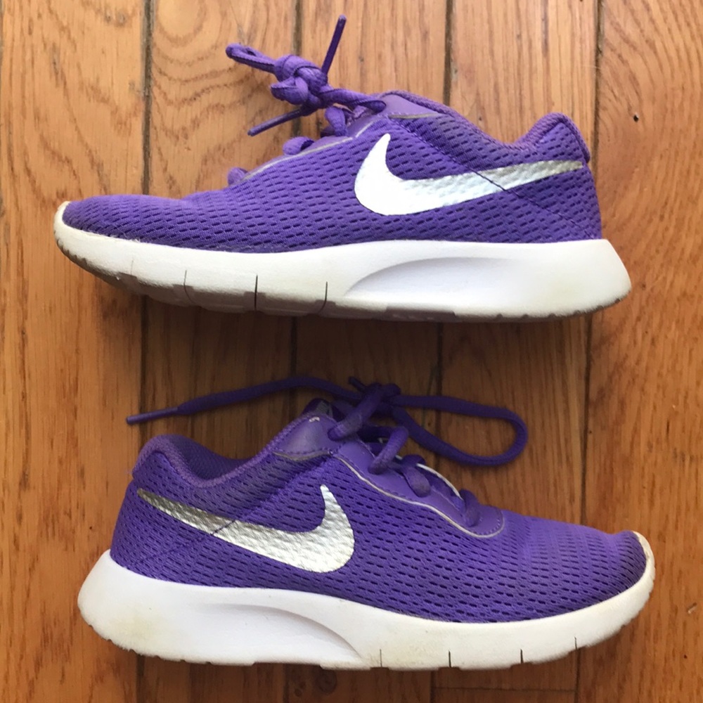 Nike Tajun